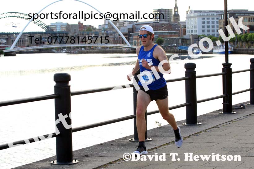 The 2022 Bridges of the Tyne 5 Mile (organised Tyne Bridge Harriers), Quayside, Newcastle, Tuesday, July 5th. Photo: David T. Hewitson/Sports for All Pics